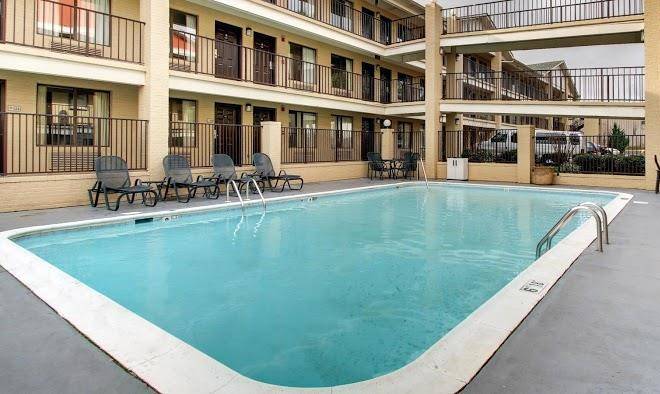 Rodeway inn north