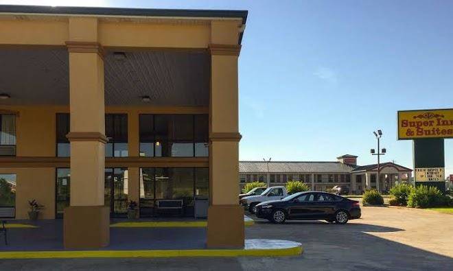 Super inn & suites