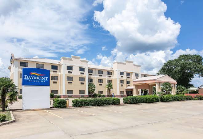 Baymont By Wyndham Mccomb Image