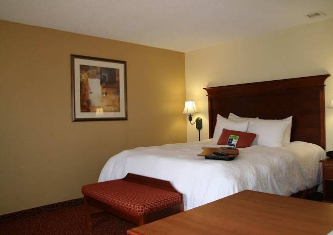 Hampton inn & suites mccomb