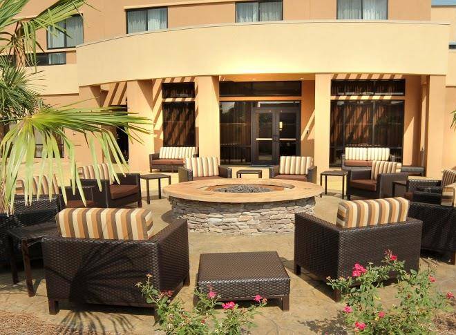 Courtyard by marriott jackson airport pearl