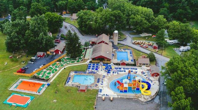 Yogi On The Lake Image