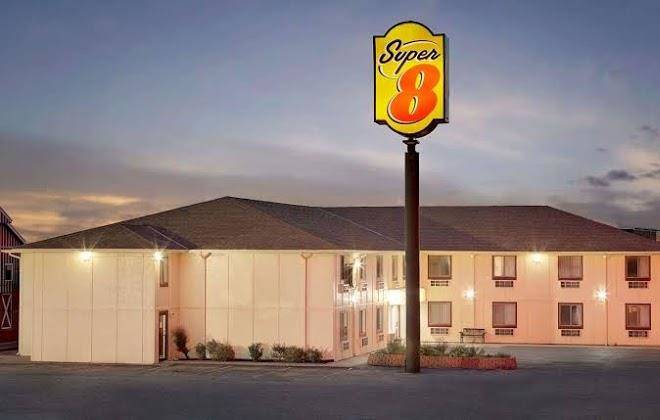 Super 8 by wyndham rock port mo