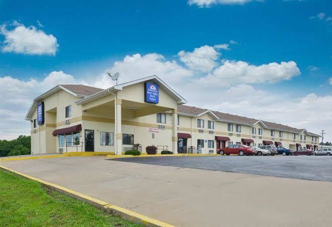Americas best value inn & suites harrisonville