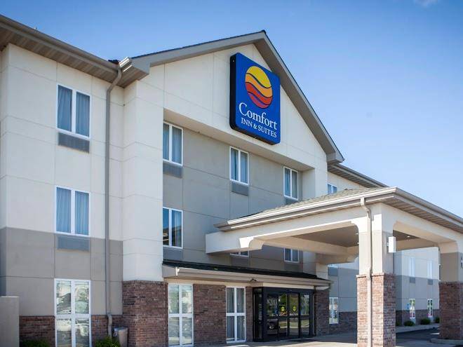 Comfort Inn & Suites Harrisonville Image