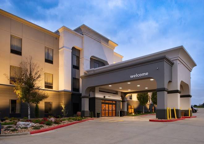 Hampton inn kansas city northeast