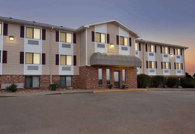 Travelodge by wyndham jefferson city