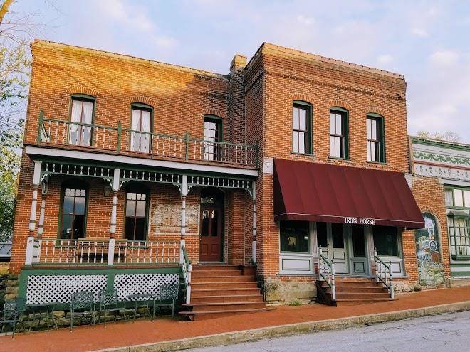 Iron horse hotel