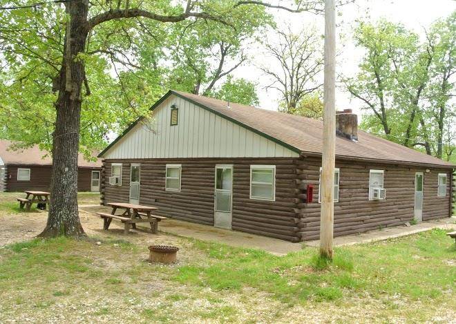 Fort niangua river resort