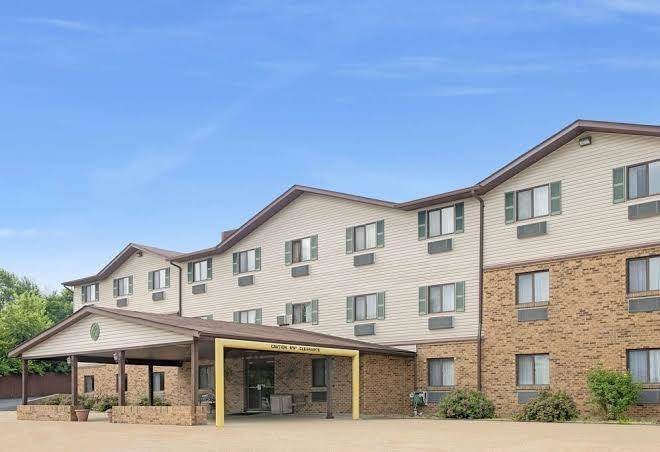 Super 8 by wyndham st clair mo