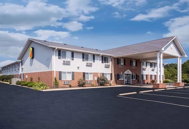 Super 8 By Wyndham Washington Image