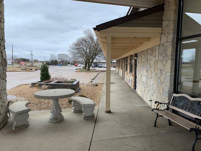 Owensville motor inn