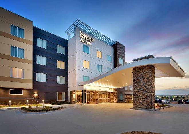 Fairfield inn & suites by marriott springfield north