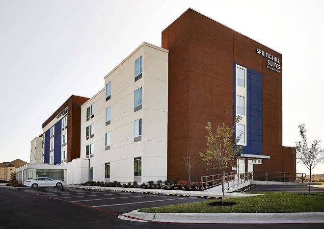 Springhill Suites By Marriott Springfield North Image