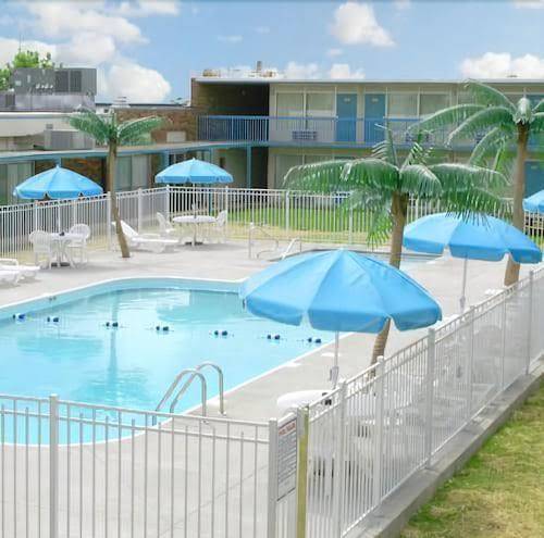 Ridge crest hotel