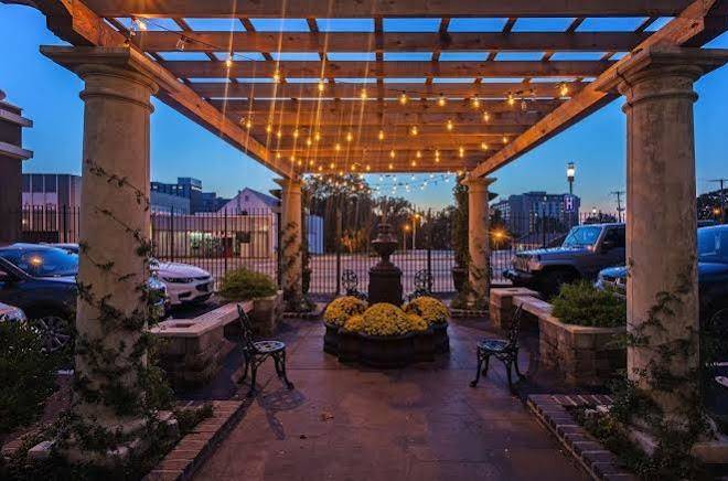 Best western plus seville plaza hotel