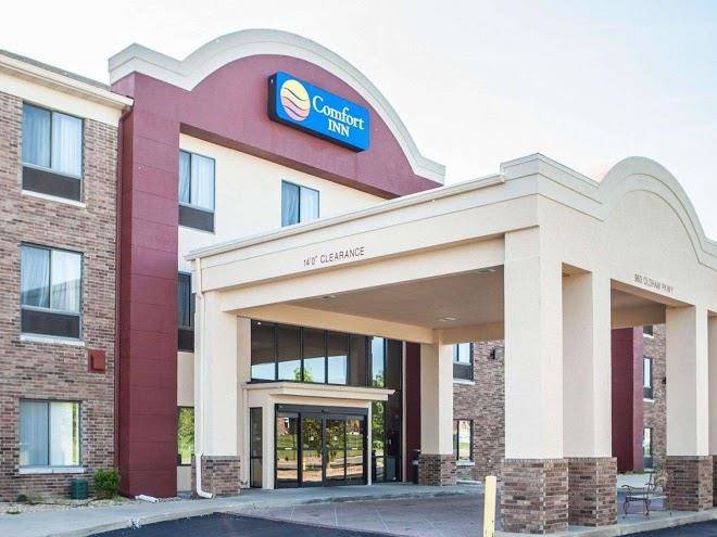 Comfort inn lees summit hwy 50 & hwy 291