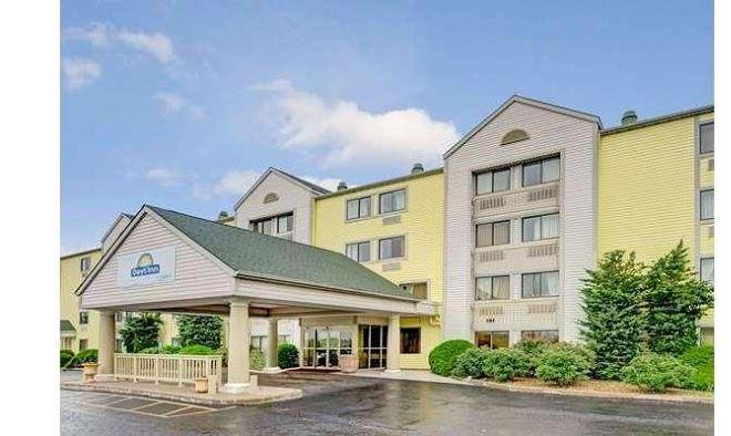 Days inn & suites by wyndham kansas city south