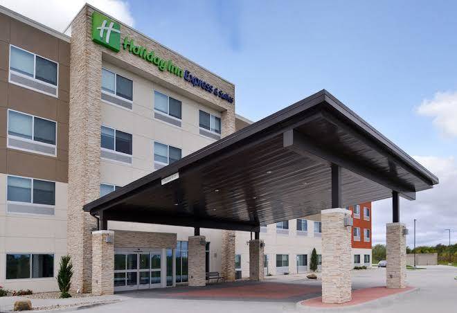 Holiday inn express & suites lee's summit kansas city