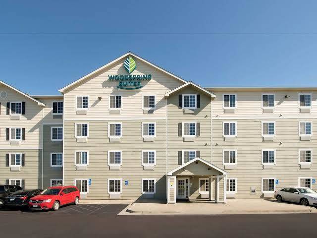 Woodspring suites kansas city south