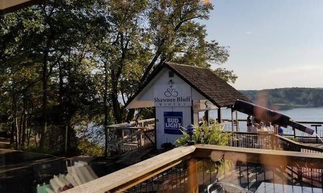 Shawnee Bluff Winery Image