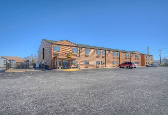 Booneslick lodge neosho
