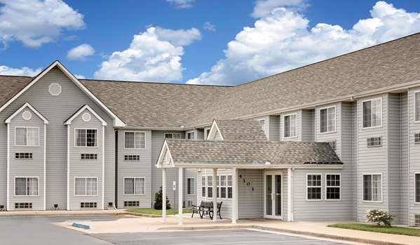Microtel inn & suites by wyndham joplin