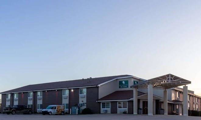 Bearcat inn and suites by greentree