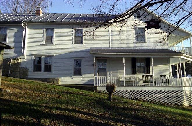 Dauphine hotel bed and breakfast