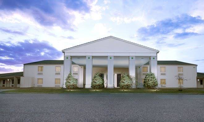 Moberly inn and suites