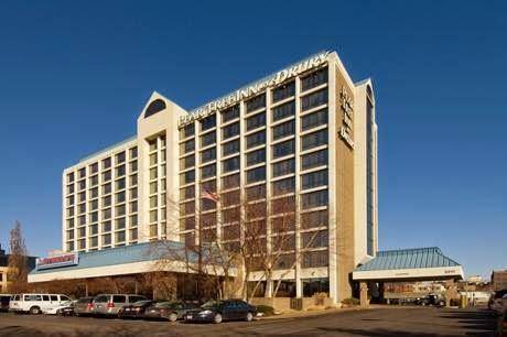 Pear tree inn st louis near union station