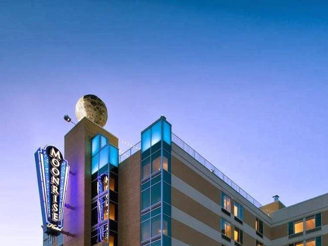 Moonrise hotel