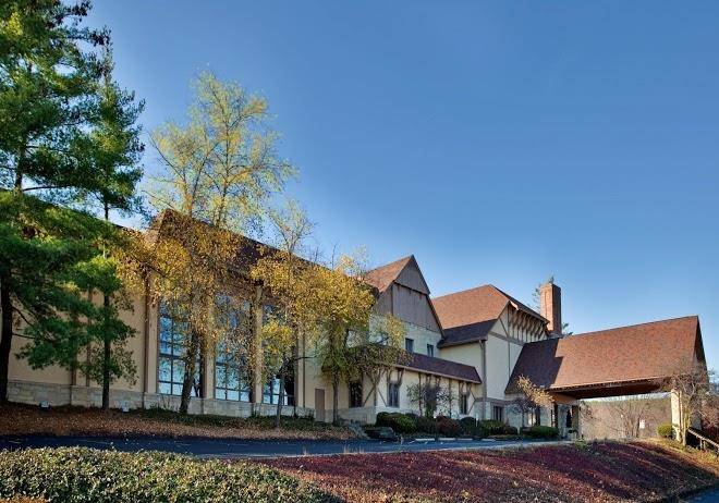 Holiday Inn Saint Louis West At Six Flags Image