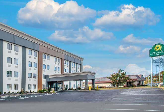 La quinta inn by wyndham st louis hazelwood airport north