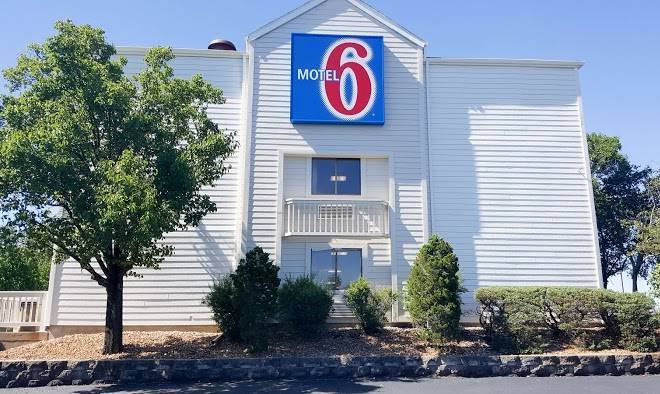Motel 6 maryland heights mo