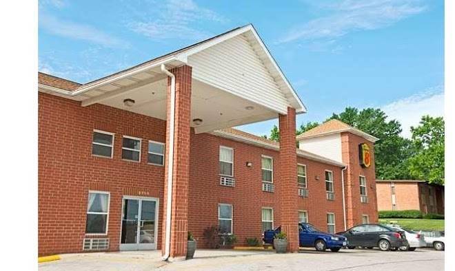 Super 8 by wyndham st louis airport