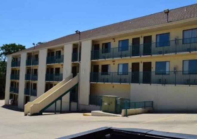 American eagle inn