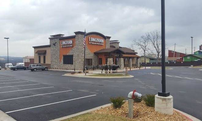 Baldknobbers Motor Inn Image