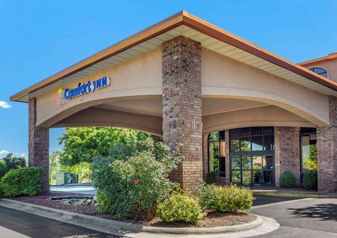 Comfort inn at thousand hills