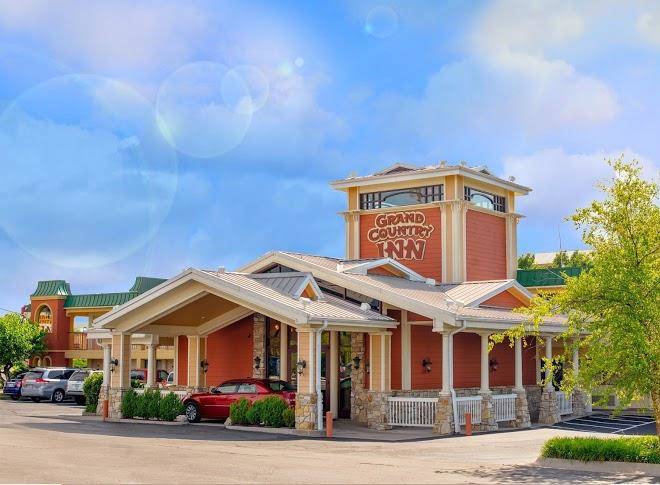 Grand country resort