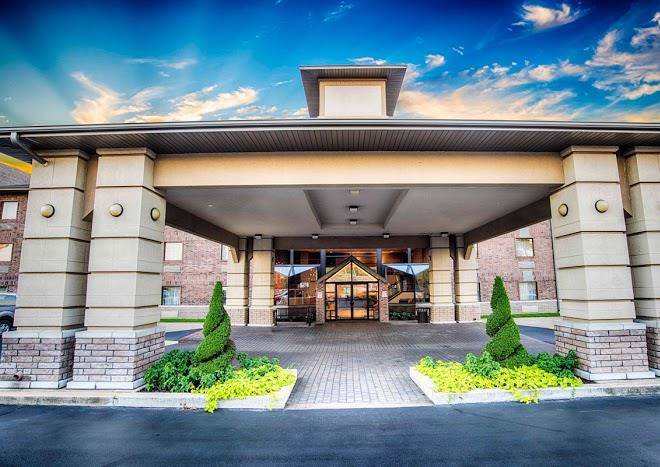 Grand oaks hotel