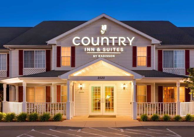 Country inn & suites by radisson nevada mo