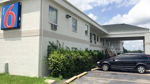 Motel 6 warrenton mo