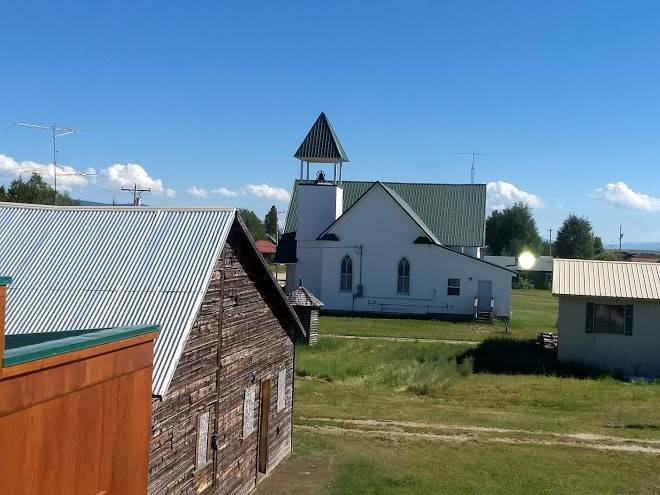 Pioneer mountain lodge