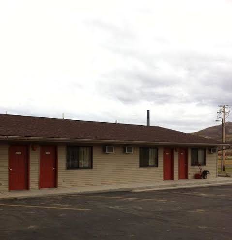 Trade wind motel