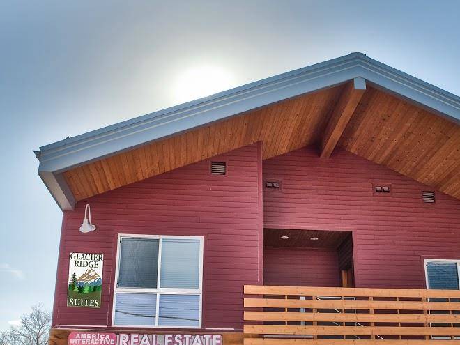 Glacier ridge suites