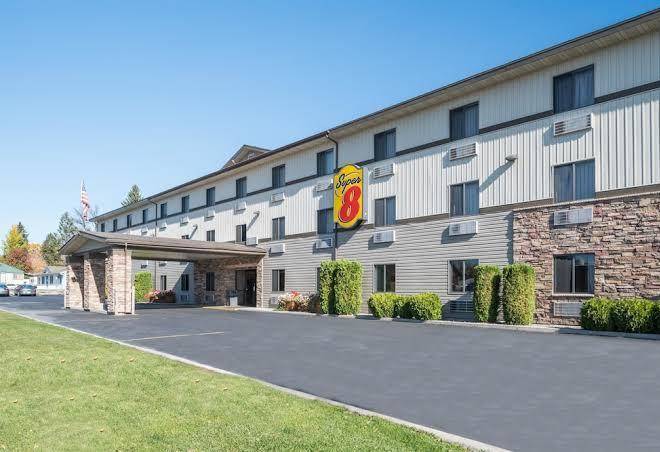 Super 8 by wyndham kalispell glacier national park