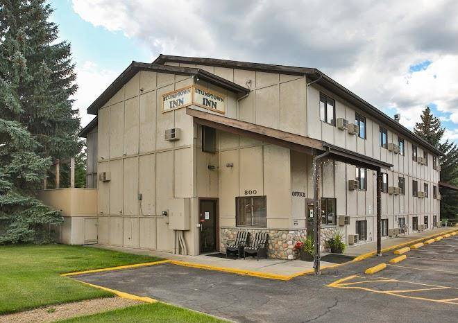 Stumptown inn of whitefish
