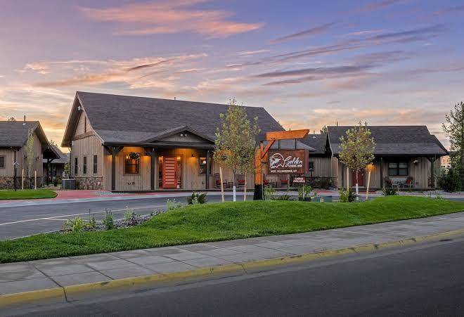 Golden stone inn