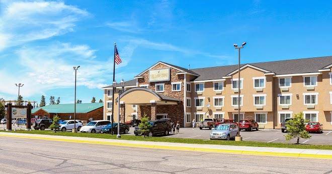 Yellowstone park hotel
